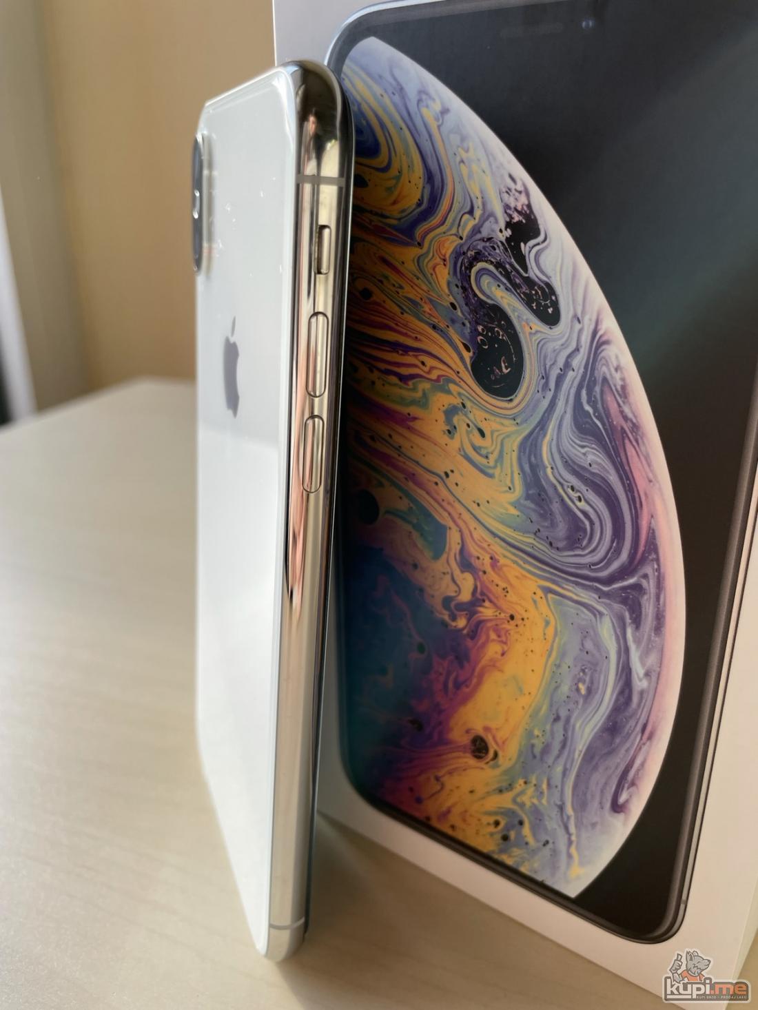 Prodajem Iphone XS 64GB