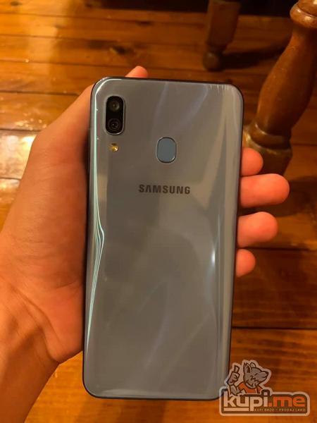 Samsung A30
