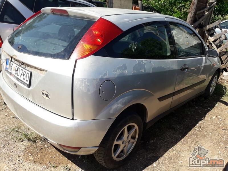 Ford fokus benzin