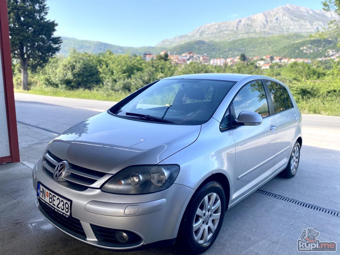 Prodajem Golf Plus 1.9 TDI Top stanje 2007g