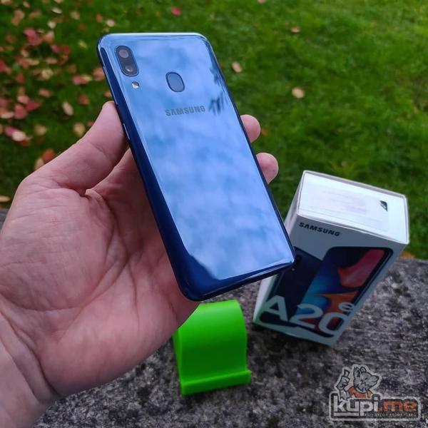 Samsung a20e