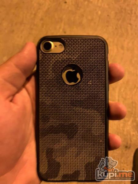 Prodajem Iphone 7 