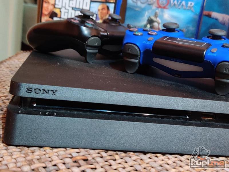 PS4 1 TB slim