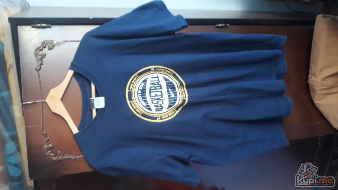 Kao nova original NIKE majica!