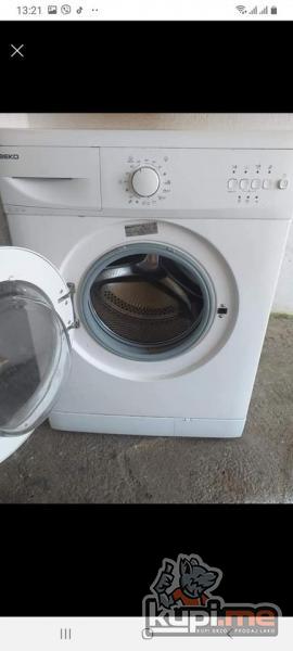 Veš masina Beko u odlicnom.stanju komplet ispravna Cijena 90 e